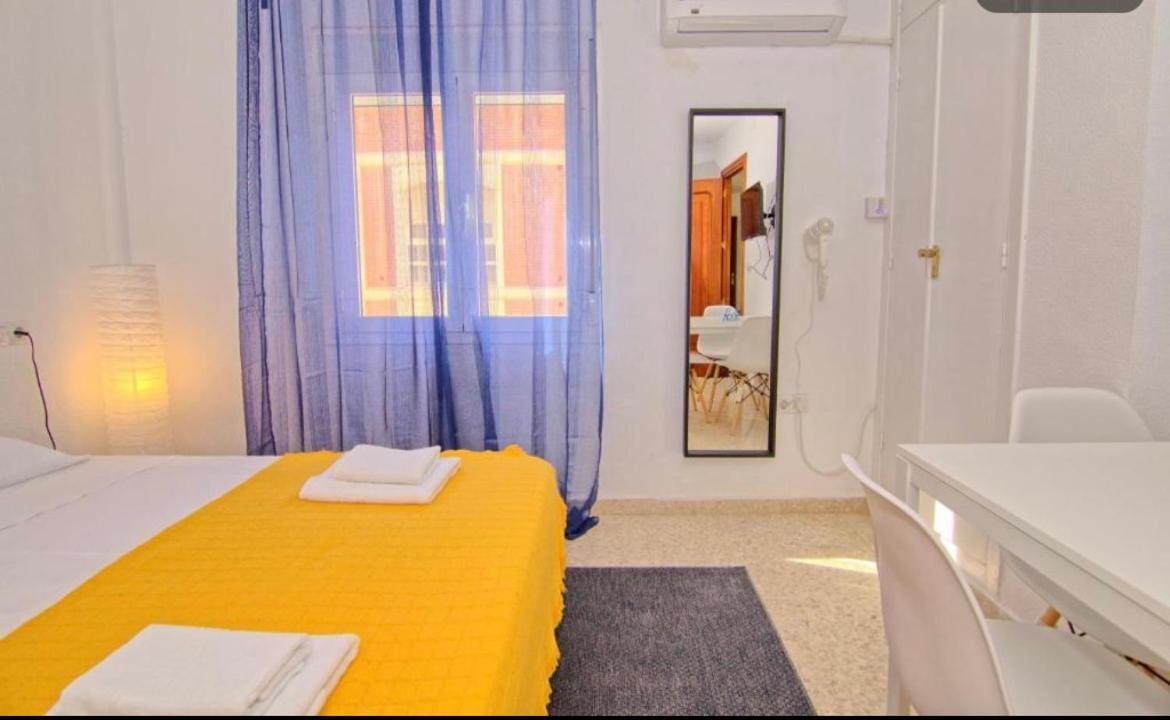 Guest House Mota Малага Екстер'єр фото